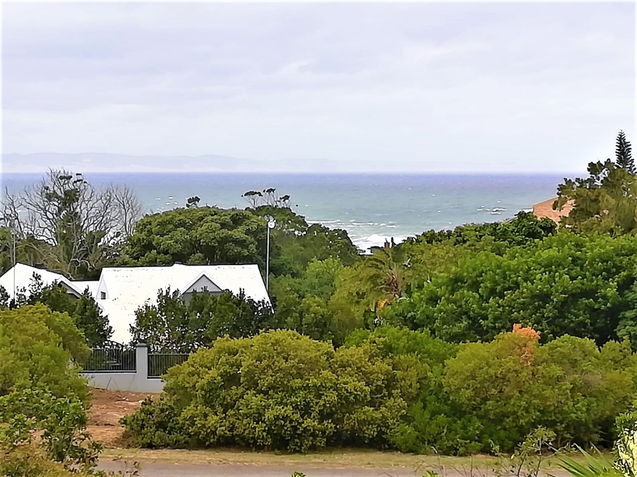 3 Bedroom Property for Sale in Wavecrest Eastern Cape